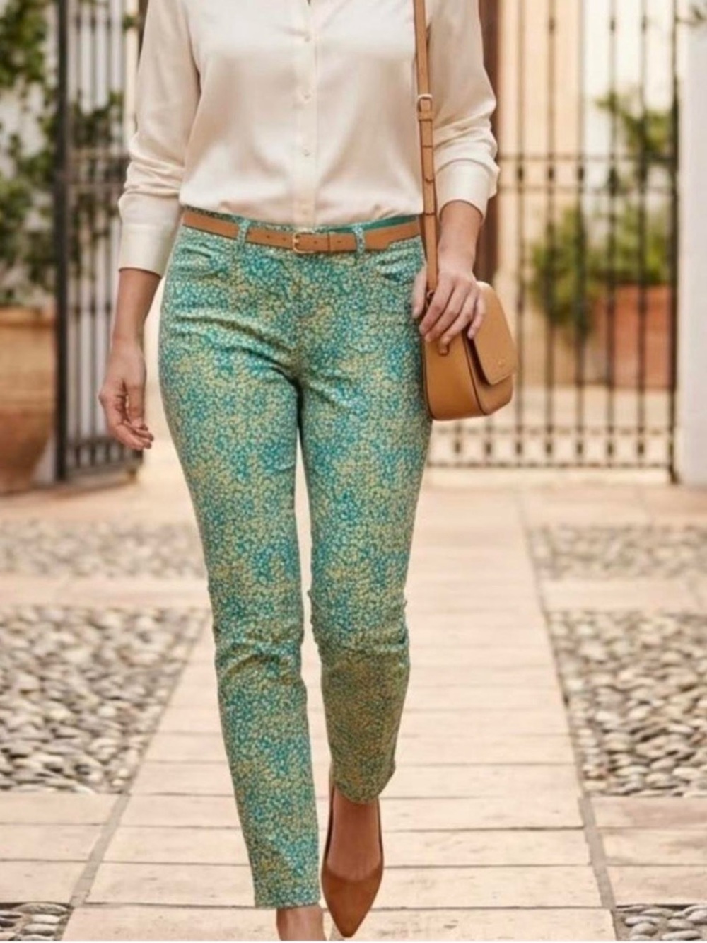 Ann Taylor Modern Fit Floral print slim pants 2